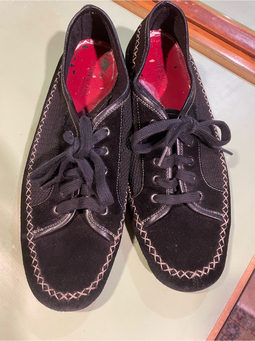 Women’s Black Suede Lace-Up Flats with Contrast Stitching